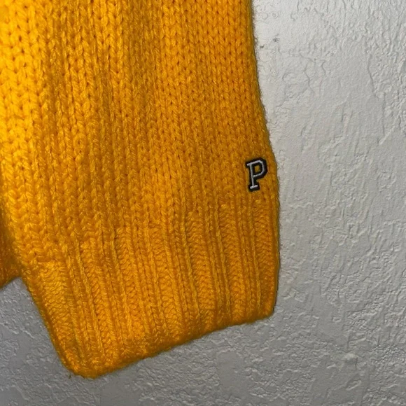 Large Boyfriend Crewneck Yellow Gold Sweater by Victoria Secret Pink - Picture 5 of 7